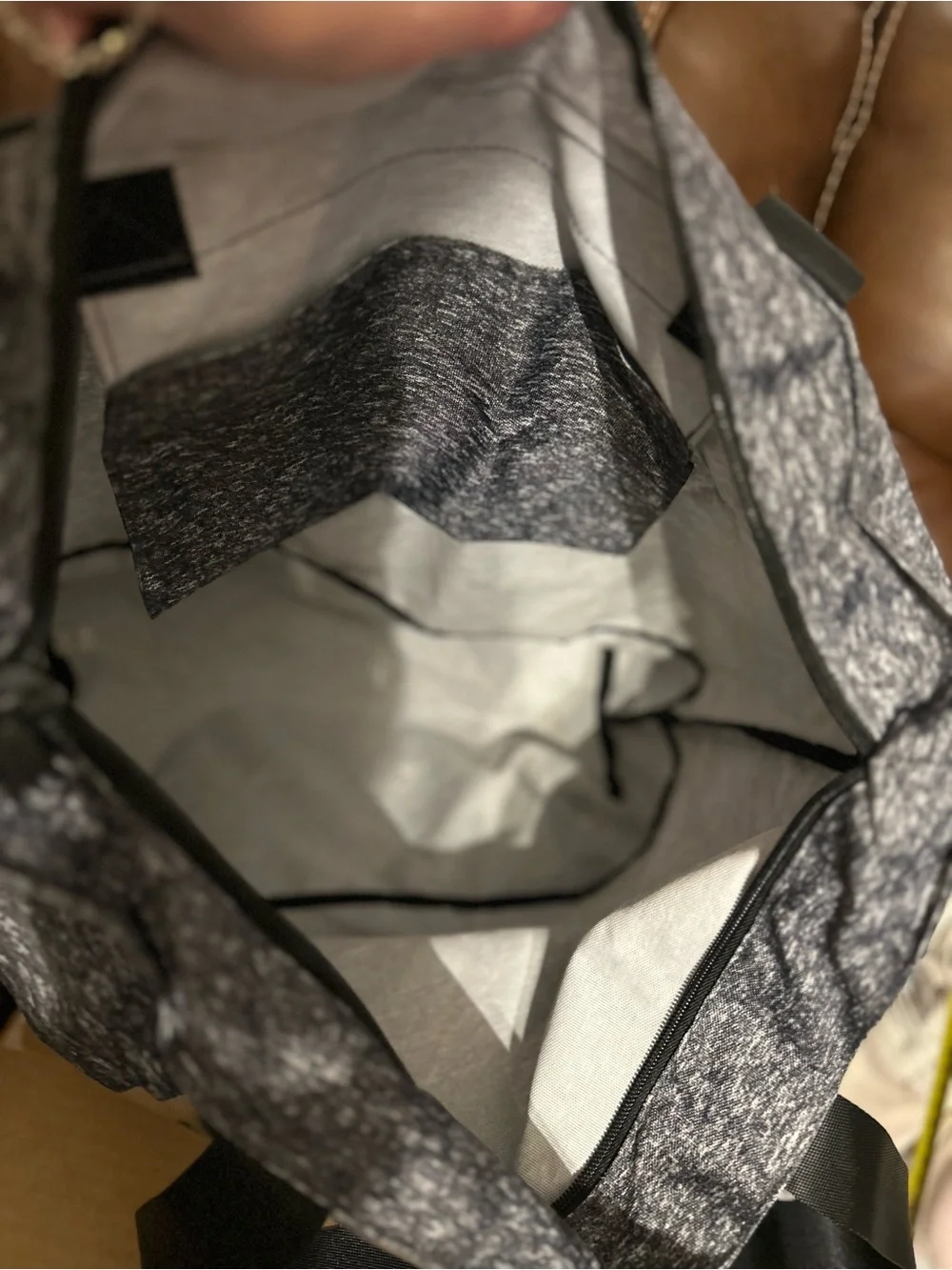 PINK Metallic Logo large tote- Charcoal Gray, good condition 🌟